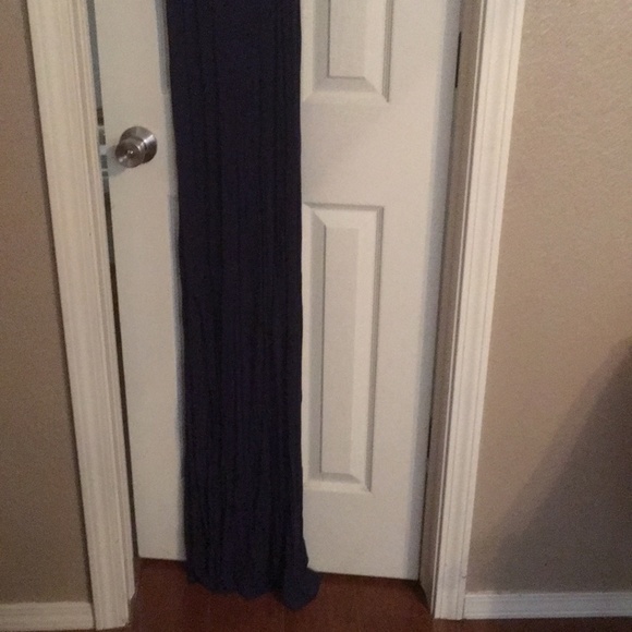 Cedar Tree long black dress w/ slid on both sides - Picture 2 of 7